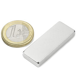 Q-40-15-05-N, Parallélépipède magnétique 40 x 15 x 5 mm, néodyme, N40, nickelé